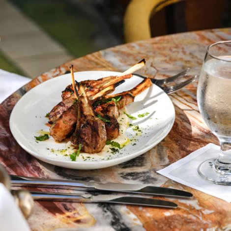 cecconisrestaurants.com:miami-beach